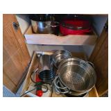 Immersion blender, lodge cast iron, more. D72