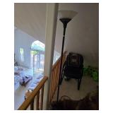 Standing floor lamp with glass top. D389