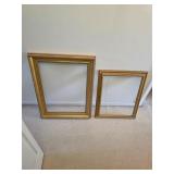Beautiful gold-colored frames. D514