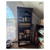 6 shelf bookcase. D271