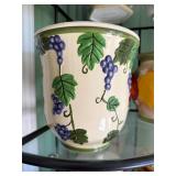 Nonni's Biscotti Jar. d-103