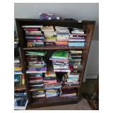 Bookcase 5ft tall, 3ft wide, 1ft deep. D441