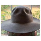 7 1/4 wool hat. D236