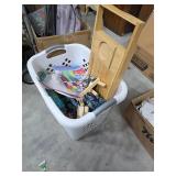 Laundry basket with arts and crafts. K36