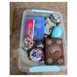 Geodes, crystals, painted rocks. K31