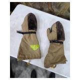 Cold weather gloves. 1-15