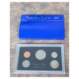 1983 uncirculated proof coin set. K16