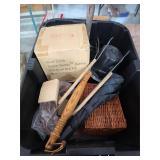 Clay roasting pans, tortilla maker, blender. 55-80