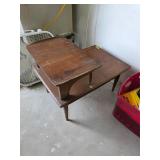 Vintage end table 22in tall, 30in wide. 55-75