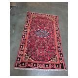 Vintage Persian style hand knotted rug. 7-4
