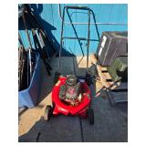 Briggs and Stratton lawnmower. 40-162