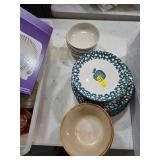 Folk craft apple plates and more. 33-13