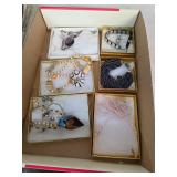 Beautiful jewelry lot, see pictures. 36-12