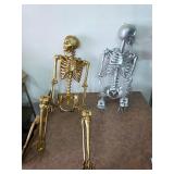 2 skeleton decorations for Halloween. 40-2