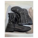 Bamboo size 6.5 women's shoes. 5-109