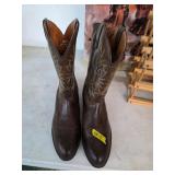 Laredo size 15 mens boots. 18-1