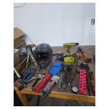 Mixed lot full of tools, see pictures. 40-176