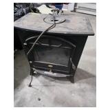 Electric fireplace. 40-65
