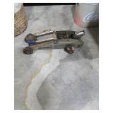 Floor jack. 13-10