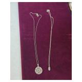 2 silver necklaces. 5-62