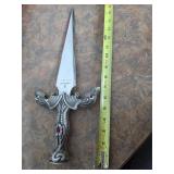 15in long fantasy dagger. 13-32