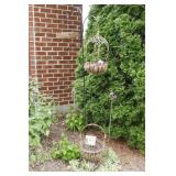 Yard Art incl 2 Iron Birds