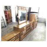 6 pc Lane bedroom suite, all wood, very nice,