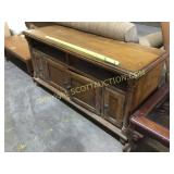 Large oak Buffet