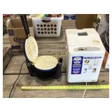 Welbilt bread machine, and Oster waffle maker, i