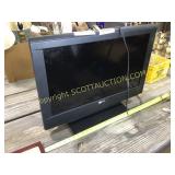 Sanyo 26 inch flat screen TV, works good, no