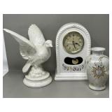 Byron Molds Dove Figurine, Ceramic Mantle Table