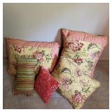Pink & Green Throw Pillows Pillow Set