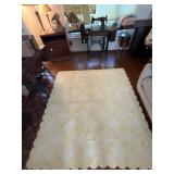 Scalloped Edge Quilted Bedspread Blanket