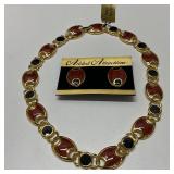 Gold Tone Necklace & Clip on Earrings Black  Amber
