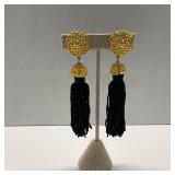 Natori Brand  VTG Clip On Gold Tone Clip On