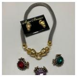 Gold Tone Mesh Chocker Necklace w/ 4 Snap Closure