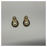 Signed Richelieu - Gold Tone Teardrop with