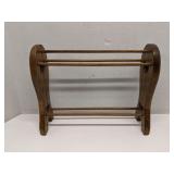 Mini wood quilt rack w/ heart cutput, 13' x 10'