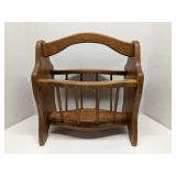 Solid wood magazine rack, 15' x 16'