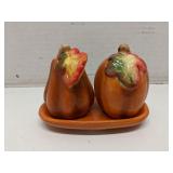 Set of pumpkin salt & pepper shakers