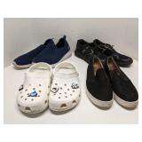 Group of shoes, mixed brands & sizes