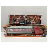 Lot of 3 die-cast toys in boxes