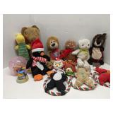 Group of toys, mostly plush