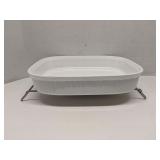 14x11 White baking dish & metal stand