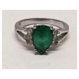 925 Sterling silver w/ pear cut green stone