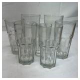 7 pcs glass drinking cups.