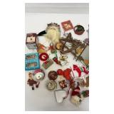 Many Christmas decorations and ornaments. Lot