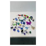 Assorted Tupperware, fridge magnets and other