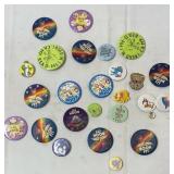 Assorted buttons
