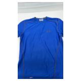 Underarmour MD fitted heat gear t shirt size